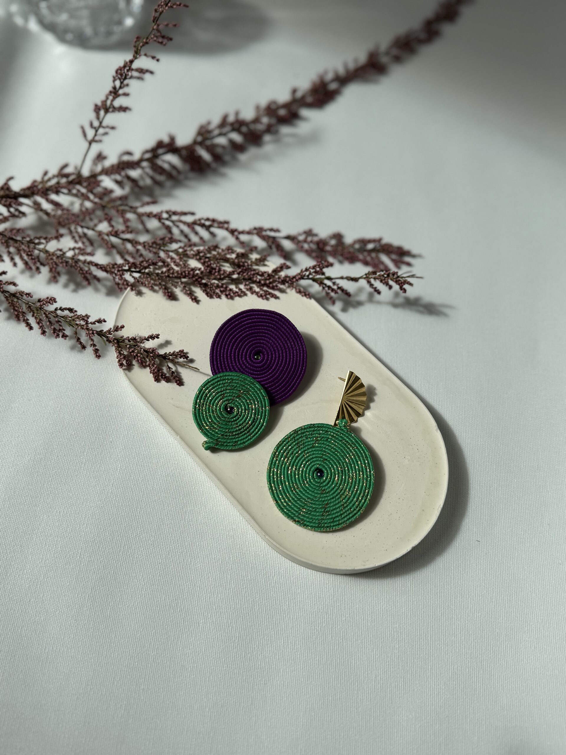 Asymetryczne kolczyki