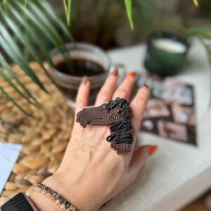 broszka brązowy koń