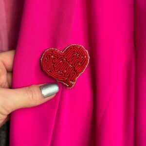 broszka czerwone serce